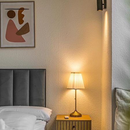 Ruhige Und Stilvolle Wohnung Am Clara-Zetkin-Park Лейпциг Экстерьер фото