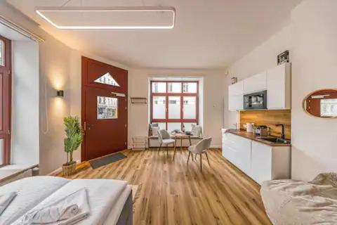 Ruhige Und Stilvolle Wohnung Am Clara-Zetkin-Park Лейпциг Экстерьер фото