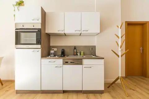 Ruhige Und Stilvolle Wohnung Am Clara-Zetkin-Park Лейпциг Экстерьер фото